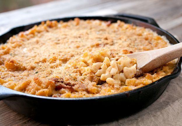 CAST IRON MAC AND CHEESE