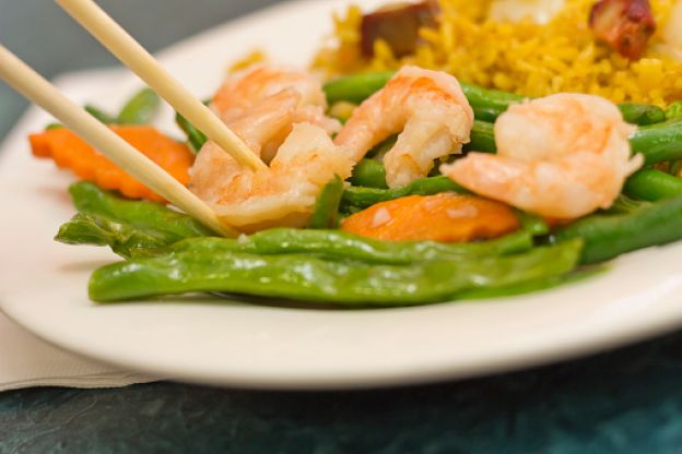 Stir-fried shrimp and flat beans