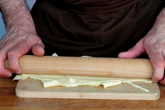 Roll out the rest of the puff pastry crust