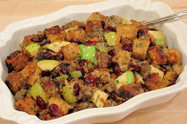 Five-star apple sausage and cranberry stuffing