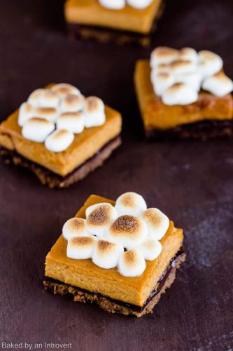 Pumpkin s'mores bars