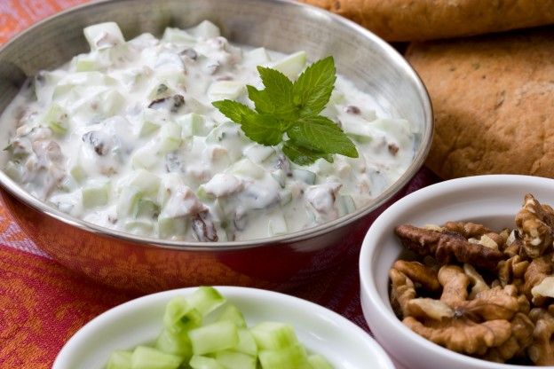 Yogurt cucumber dip