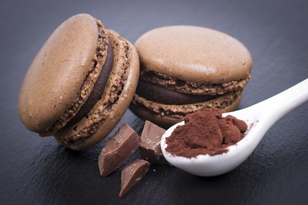 Chocolate macaroons