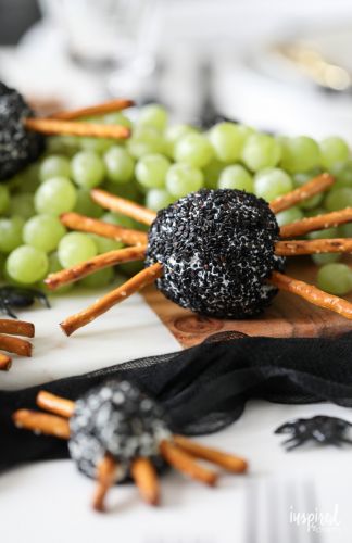 Spider Cheeseballs