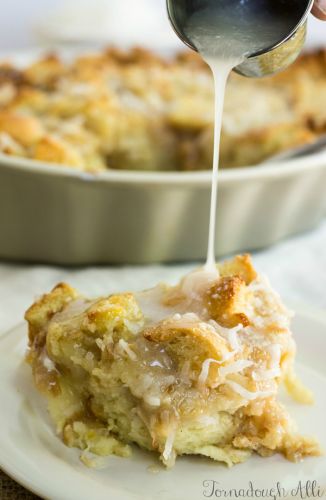 Coconut Cream Bread Pudding With Coconut Glaze