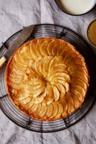 Toffee Apple Cake