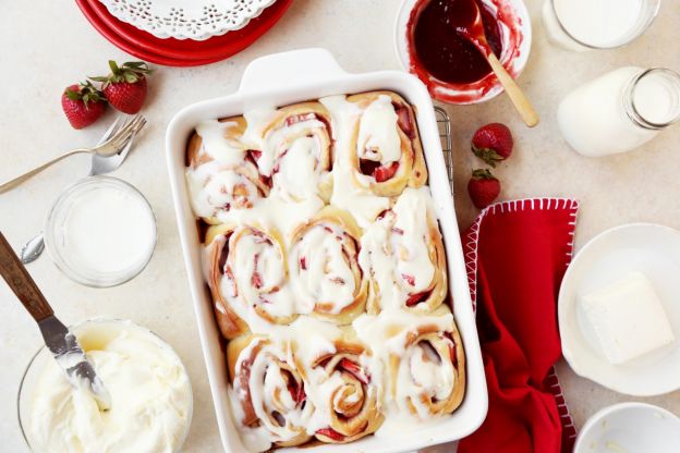 Strawberries and Cream Cinnamon Rolls