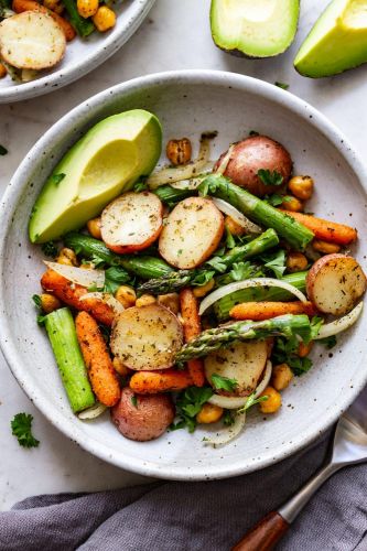 Herbed Potato, Asparagus and Chickpea Pan Dinner