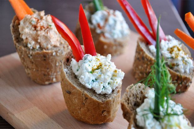 CREAM CHEESE DIP CUPS