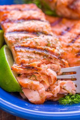 Grilled Salmon with Garlic Lime Butter