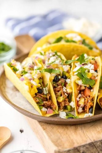 Slow Cooker Honey BBQ Chicken Tacos