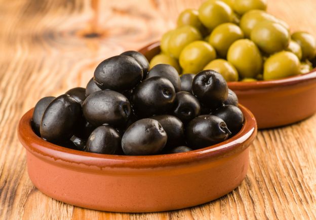 Aceitunas: Pickled Olives