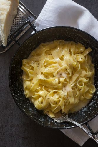 Fettuccine Alfredo