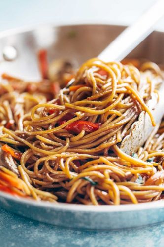 15-Minute Lo Mein