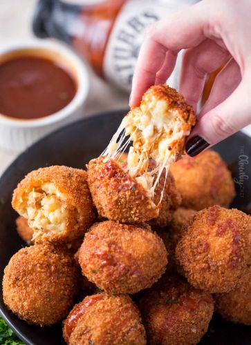 BBQ Pulled Pork Mac and Cheese Bites