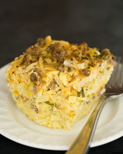 Slow Cooker Sausage, Hash Brown & Cheddar Breakfast Casserole