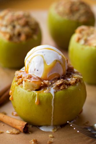 Apple Crisp Stuffed Apples