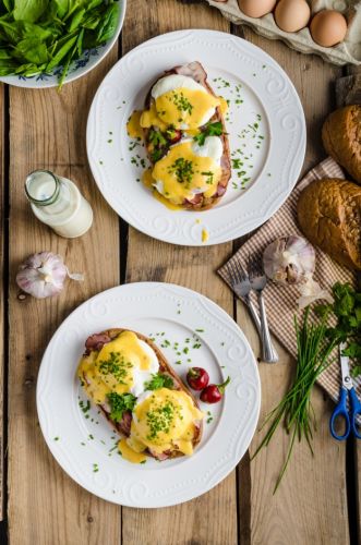 Eggs Benedict