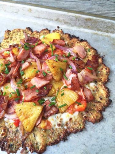 Hawaiian Pizza With A Cauliflower Crust