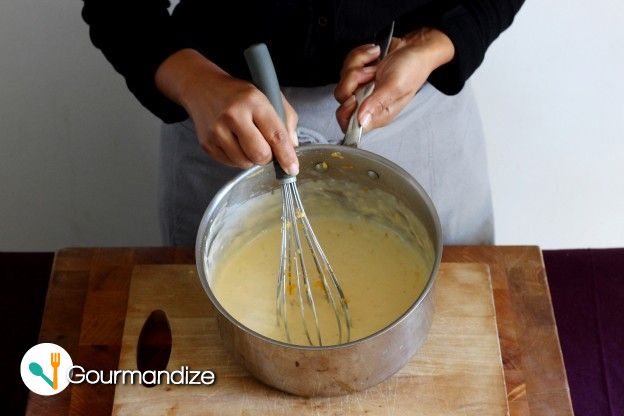 Cheddar Bechamel Preparation