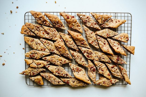 Pecan Toffee Blondies