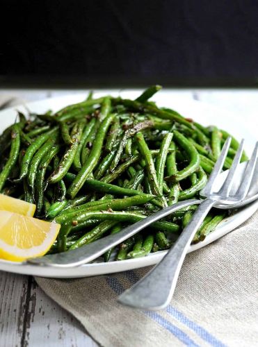 Grilled Green Beans with Cumin and Smoked Paprika