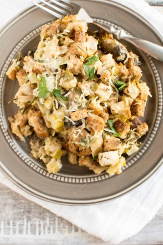 Slow Cooker Fresh Herb Chicken Mushroom Leek Casserole