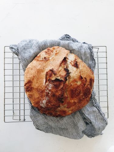 No-Knead Cheesy Rustic Bread