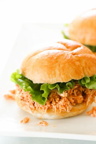 Slow Cooker Buffalo Chicken Sandwiches