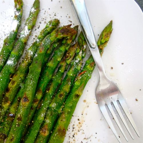 Grilled Garlic Chardonnay Asparagus