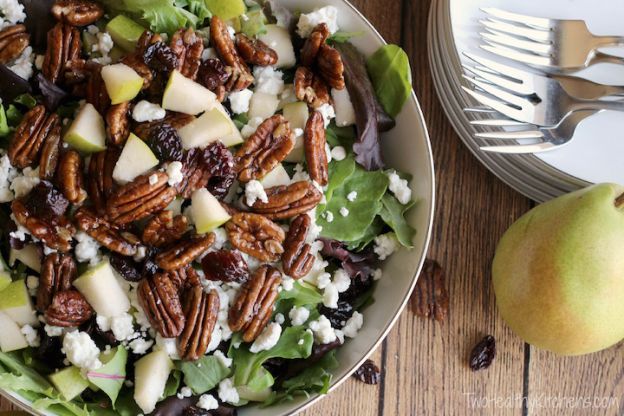 Salad with Goat Cheese, Pears, Candied Pecans and Maple-Balsamic Dressing