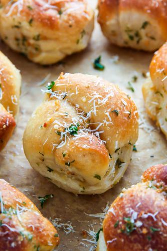 Homemade Garlic Knots