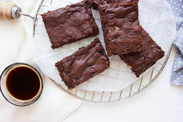 Chewy Egg-Free Fudge Brownies