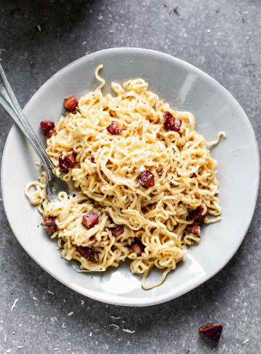 5-Ingredient Ramen Carbonara