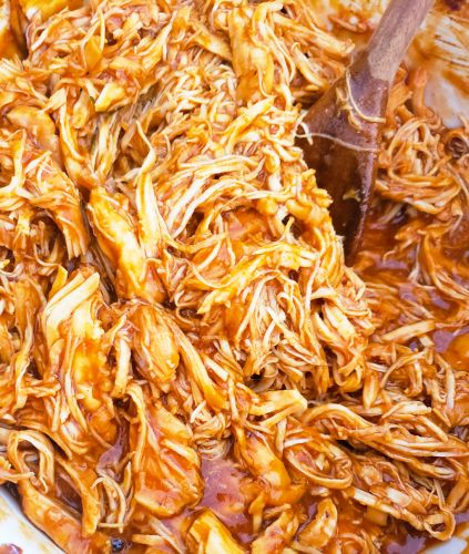 Easy 3-Ingredient Slow Cooker BBQ Chicken