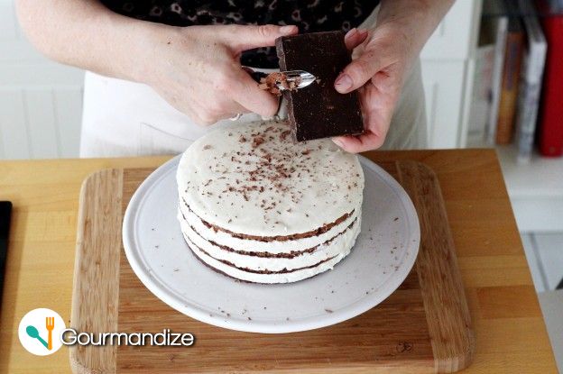 Cover with roughly grated dark chocolate, using a peeler and refrigerate