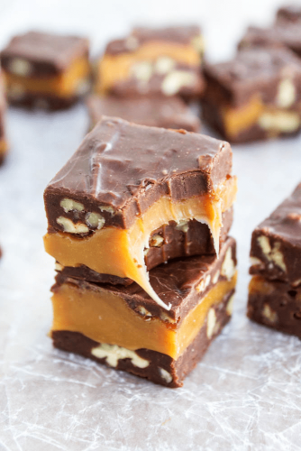 Caramel Pecan Turtle Fudge