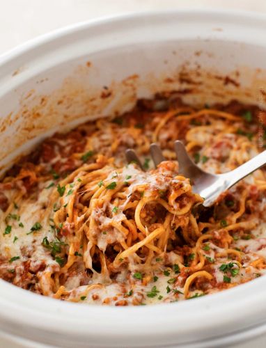 Easy Crockpot Spaghetti Casserole