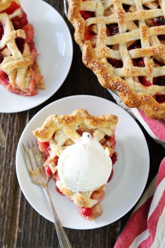 Apple Cranberry Pie