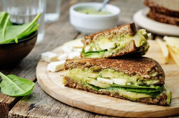 Pesto, spinach and avocado sandwiches