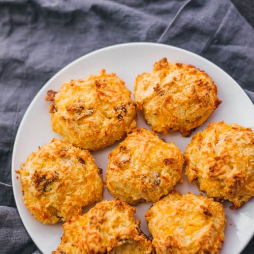 Low Carb Biscuits With Bacon And Cheddar