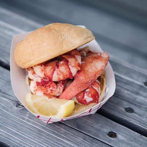 Best Casual Lobster Roll: The Clam Shack (Kennebunk, Maine)