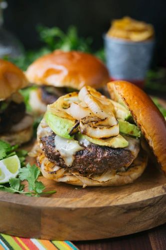 Mojo Beef Burgers with Tequila-Lime Aioli