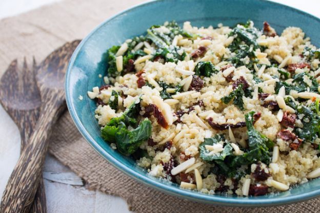 5-Ingredient Kale and Quinoa Bowl