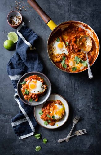 Coconut Curry Shakshuka