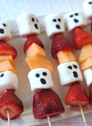 Halloween ghost fruit kabobs