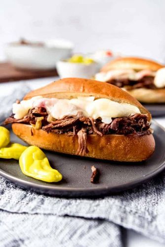 Crockpot Italian Beef Sandwiches