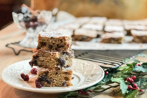 Holiday Fruitcake Bars