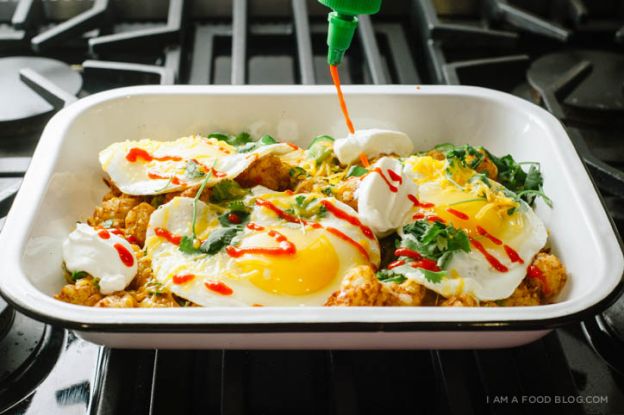 Tater Tot Breakfast Nachos