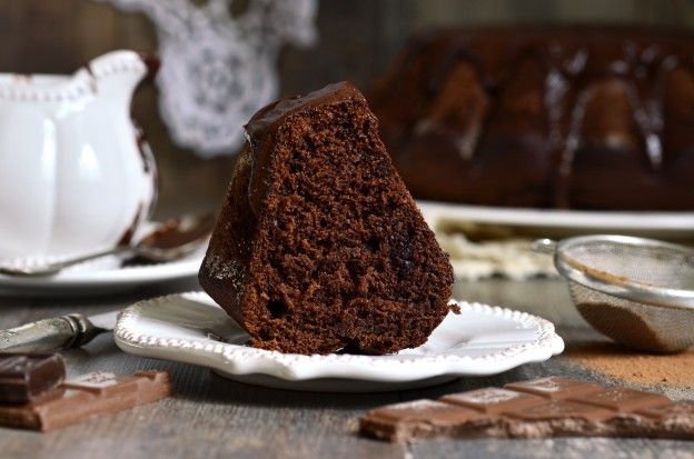 Chocolate eggplant sponge cake